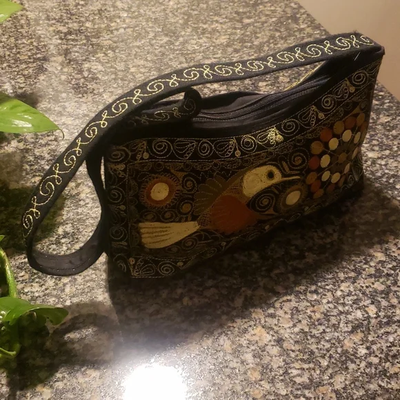 Shoulder Bag - Picture 3 of 8